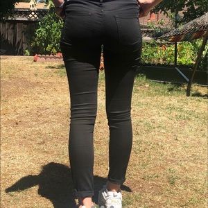 Pacsun Black Mid-Rise Skinny Jeans!